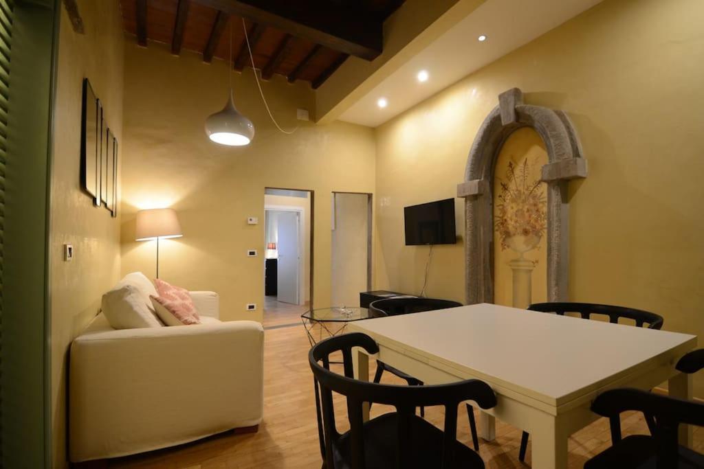 Appartamento Palazzuolo 112 - Keys Of Italy Firenze Esterno foto